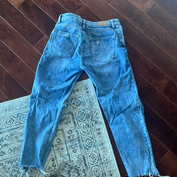 Bershka Distressed Denim Jeans - Picture 7 of 8